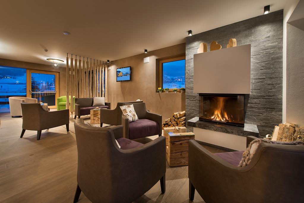 Hotel Roberta Alpine Adults Only Livigno Exterior photo