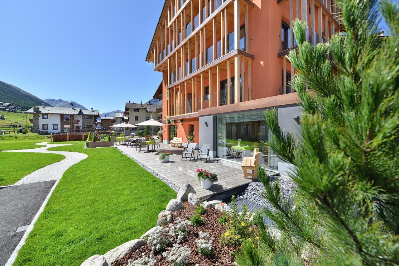 Hotel Roberta Alpine Adults Only Livigno Exterior photo